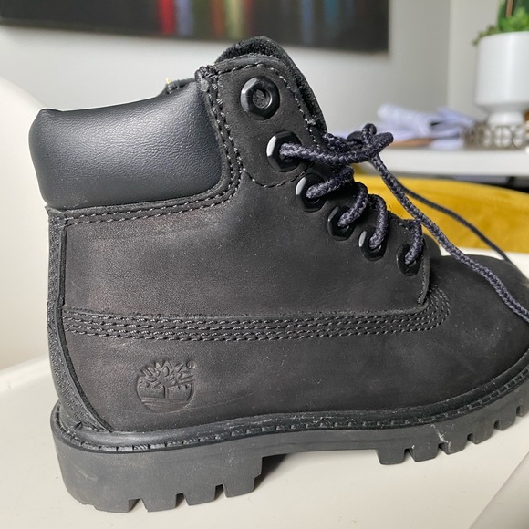 SOLD ‼️Timberland boots (Toddler) size  US 9 - Picture 1 of 6